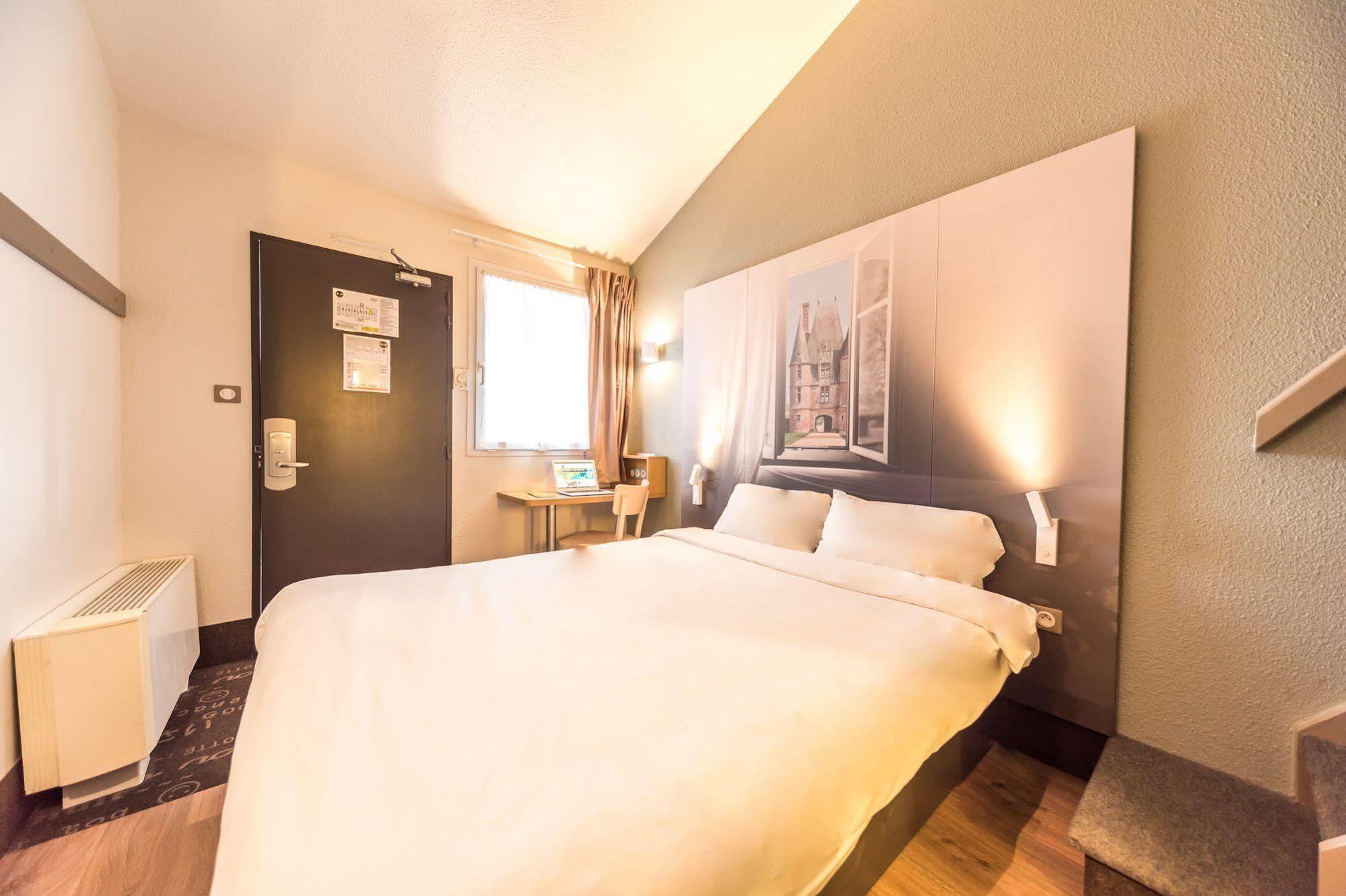 B&B Hotel Grenoble Universite 1 Gieres Exterior photo
